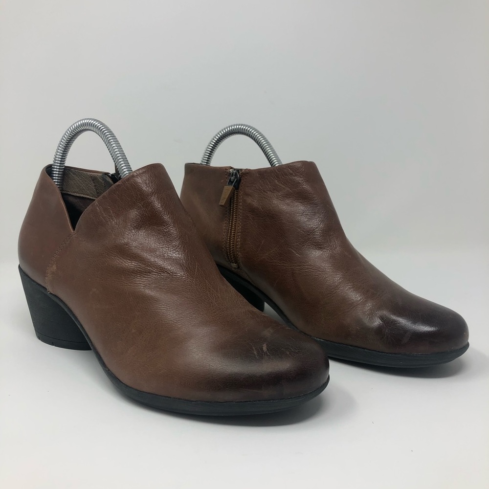 Dansko Rainia Bootie size 38 US 7.5-8 Chestnut